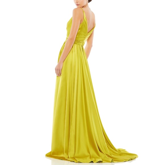 Mac Duggal 12443 V-Neck High Slit Satin Gown Chartruese size 8 - Picture 10 of 11